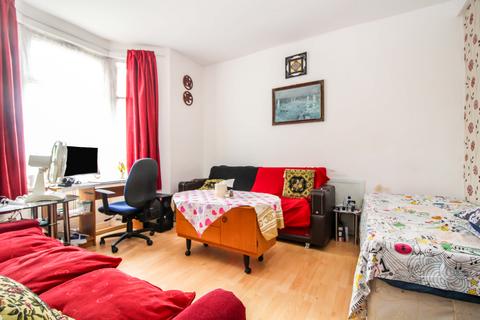 129 Plashet Road, London, E13 0RA