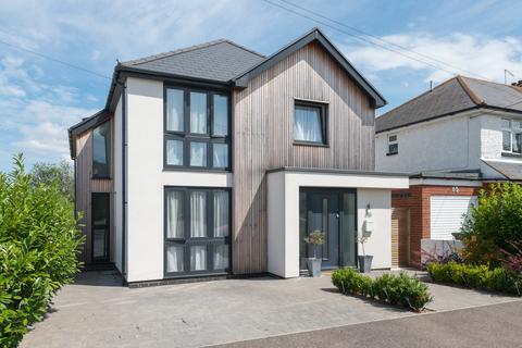 63 Clover Rise, Whitstable, CT5 3HT