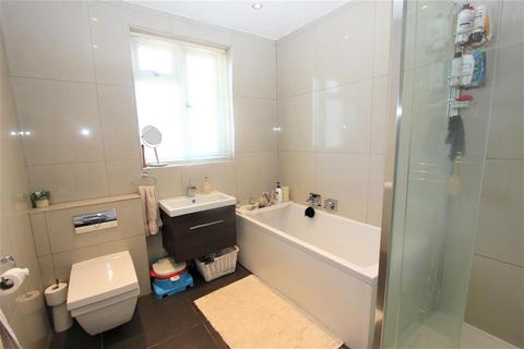 129 Bynes Road, South Croydon, CR2 0PZ