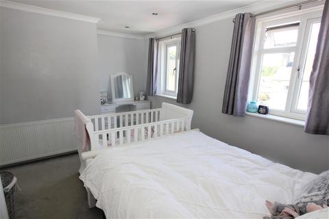 129 Bynes Road, South Croydon, CR2 0PZ