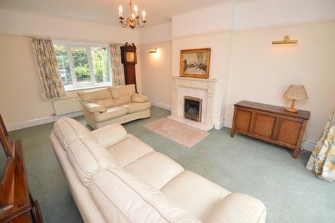 3 bedroom detached house for sale, Cheshire Street, Market Drayton