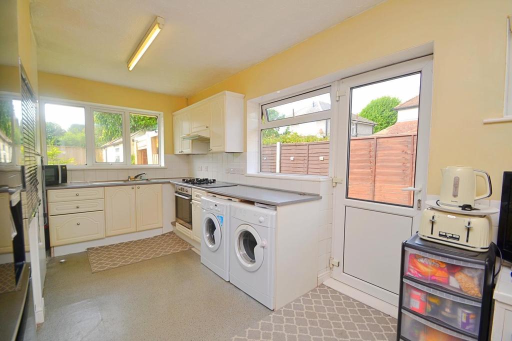 Kitchen 1
