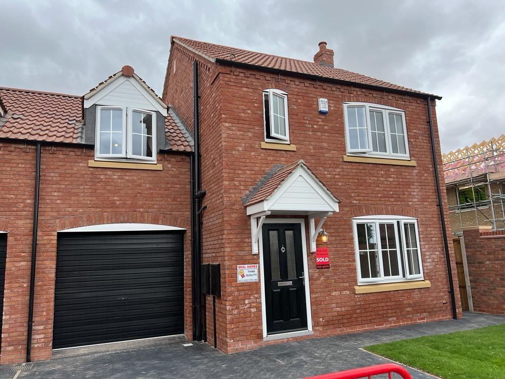 Holmes Close, Kirk Ella 3 bed semidetached house to rent £1,300 pcm
