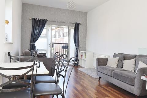Flat 18, Brant Court Riverside Close, Romford, RM1 1EG