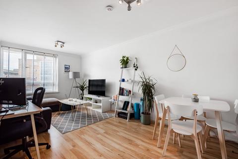 1 bedroom flat for sale - Oldridge Road, Balham