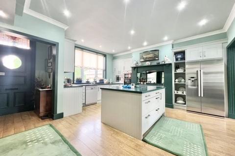 91 Cheapside, Waltham, Grimsby, DN37 0HP