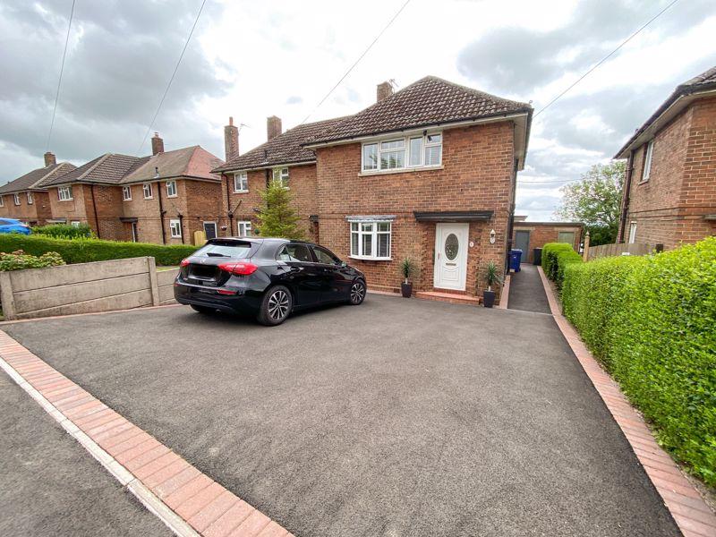 11 Moorland Road, Mow Cop, ST7 4LT 3 bed semidetached house £182,000