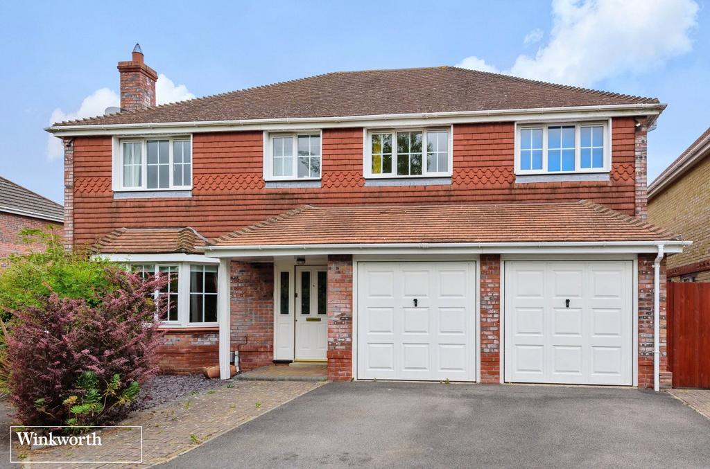 Camford Close, Beggarwood, Basingstoke, Hampshire, RG22 5 bed detached
