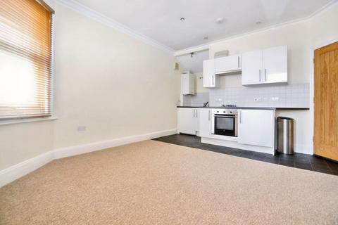 1 bedroom apartment to rent, Old Street, Clevedon