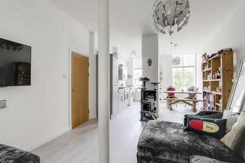 1 bedroom flat for sale - Annesley Road, Hucknall, Nottinghamshire, NG15 7AY