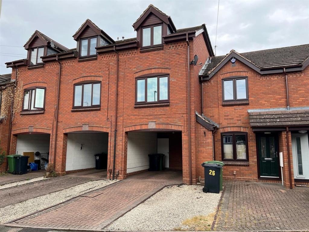 Swincross Road, Oldswinford, DY8 1NL 3 bed terraced house for sale £