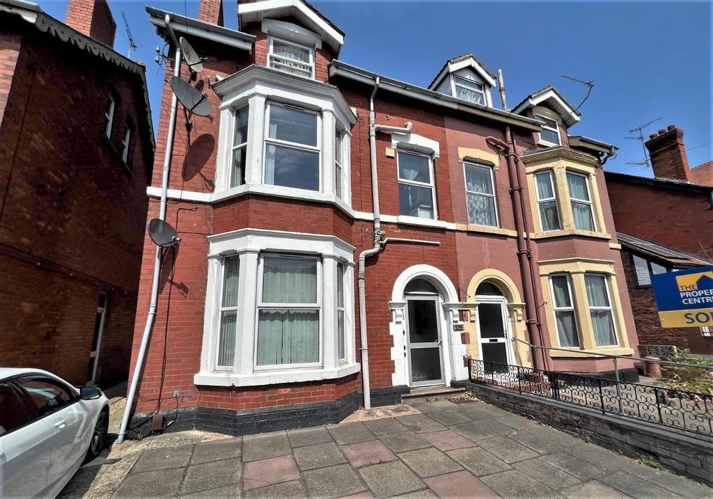 Stroud Road, Gloucester 1 bed flat £595 pcm (£137 pw)