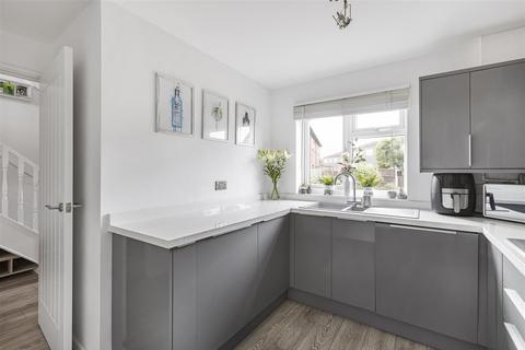 14 Boxhill, Hemel Hempstead, HP2 5YR