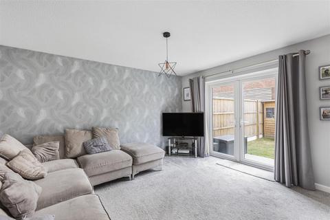14 Boxhill, Hemel Hempstead, HP2 5YR