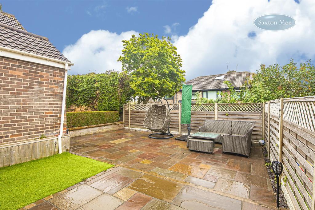 Wood Lane, Stannington, S6 5LQ 4 bed semidetached house £320,000