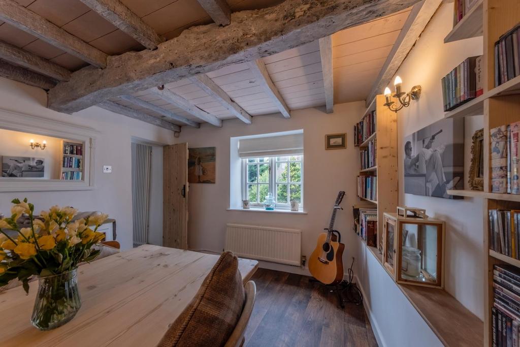 Sandstone Cottage-007.JPG
