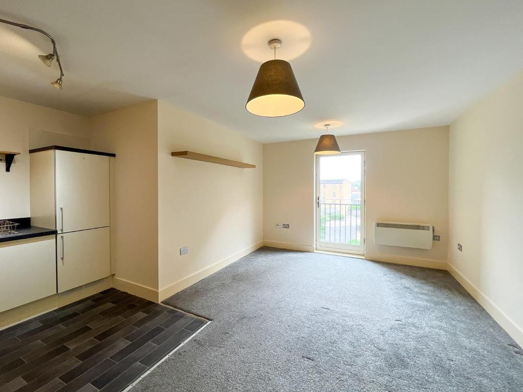 Textile Street, Ellis Court, Dewsbury 2 bed apartment £90,000