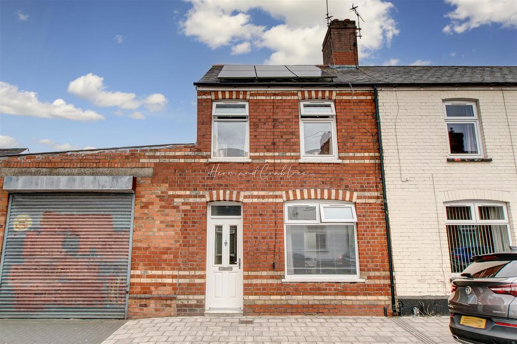 Compton Street, Grangetown, Hern Crabtree (20).jpg