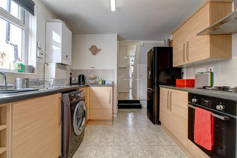 1 Compton Street, Cardiff, CF11 6TJ