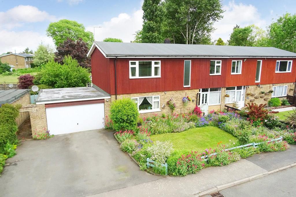 Mere Road, Upper Bruntingthorpe, Lutterworth 4 bed semidetached house
