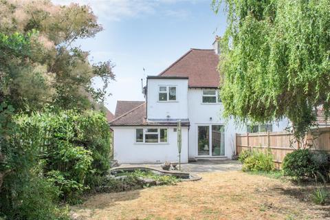 43 The Glade, Epsom, KT17 2HL