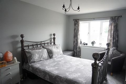 4 bedroom detached house for sale, Dalecroft Road, Carcroft, Doncaster