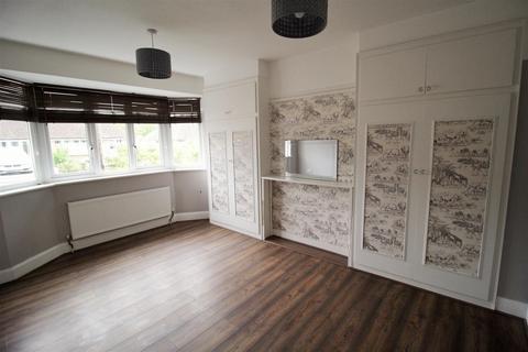 15 Beaufort Way, Ewell, Epsom, KT17 2PS