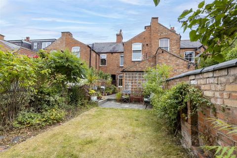 77 Adderley Road, Leicester, LE2 1WD