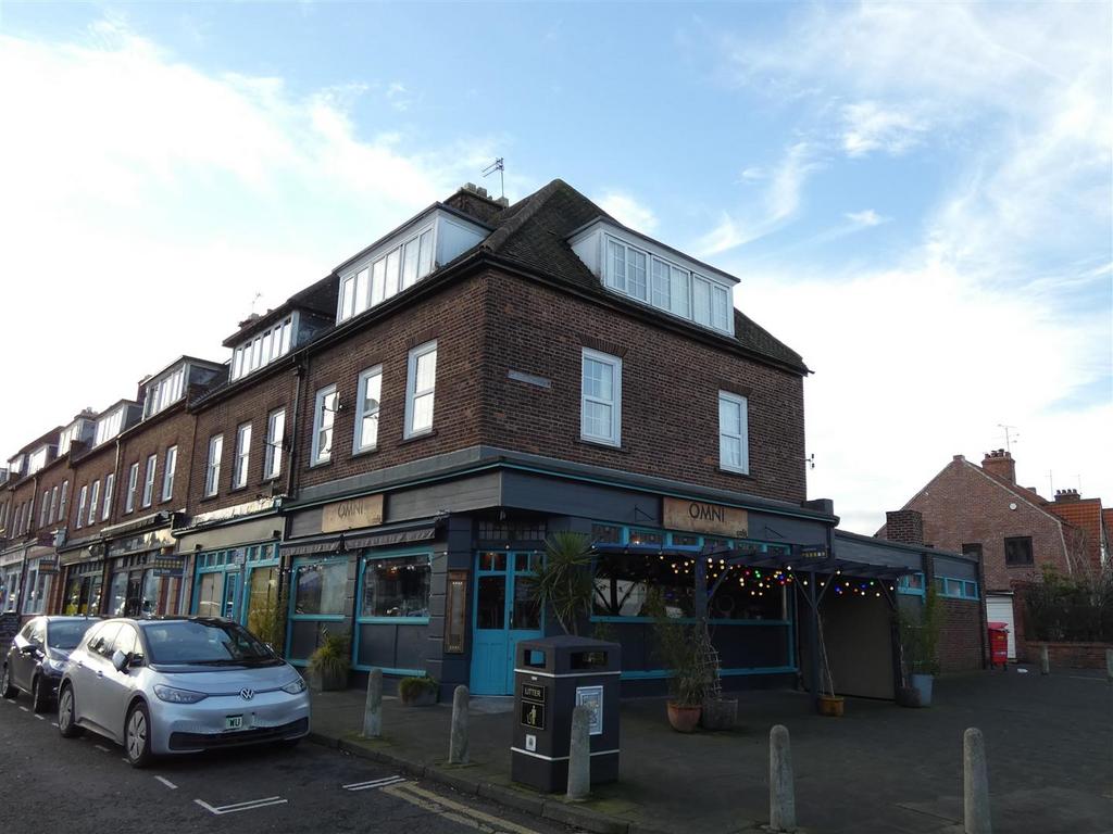 Seaton Crescent, Monkseaton 4 bed apartment for sale £195,000