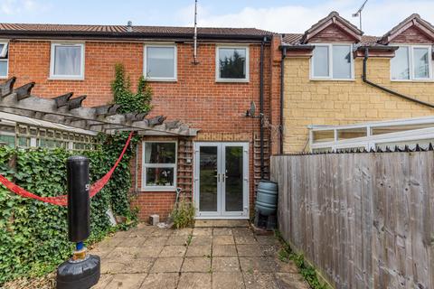 23 Bakers Field, Lyneham, Chippenham, SN15 4NN