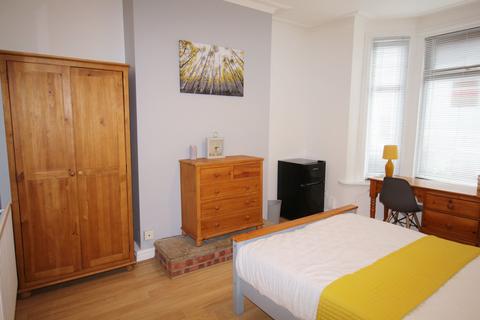 undefined, 77 Canwick Road, Lincoln, Lincolnshire, LN5 8HE, United Kingdom