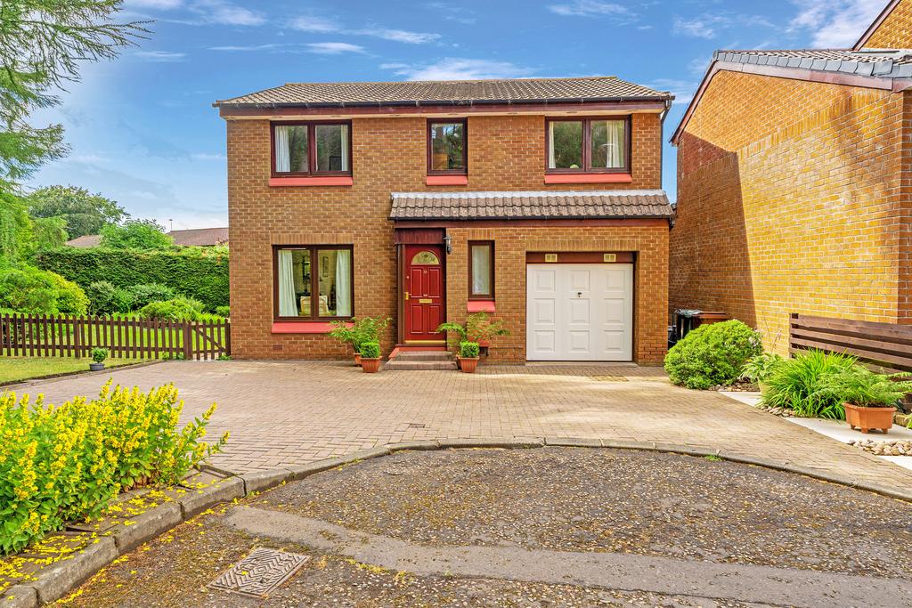 15 Buckstone Crook, Buckstone, EH10 6XR 4 bed detached house £480,000