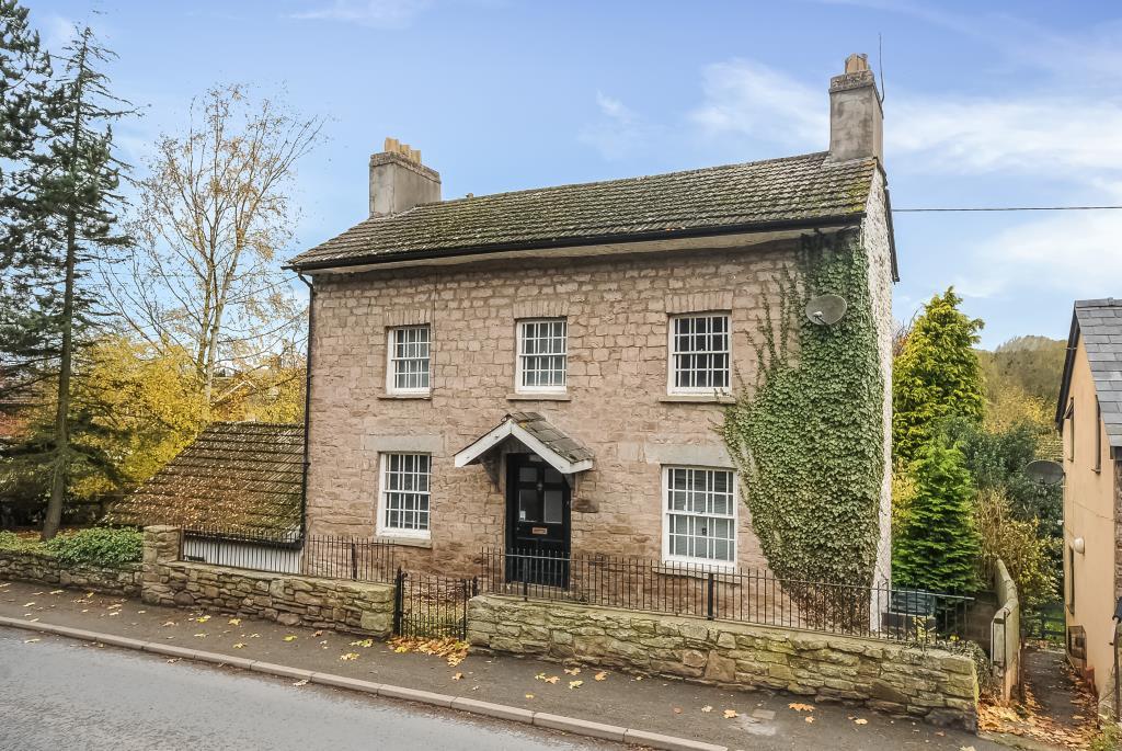 Hay on Wye, Glasbury on Wye, HR3 4 bed detached house for sale £325,000