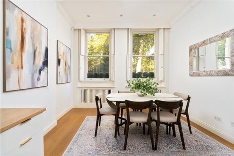 3 bedroom maisonette for sale, Connaught Square, Hyde Park, London, W2