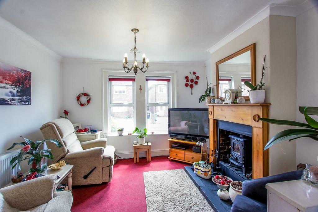 West Hendford, Yeovil BA20 2AG 2 bed terraced house £170,000