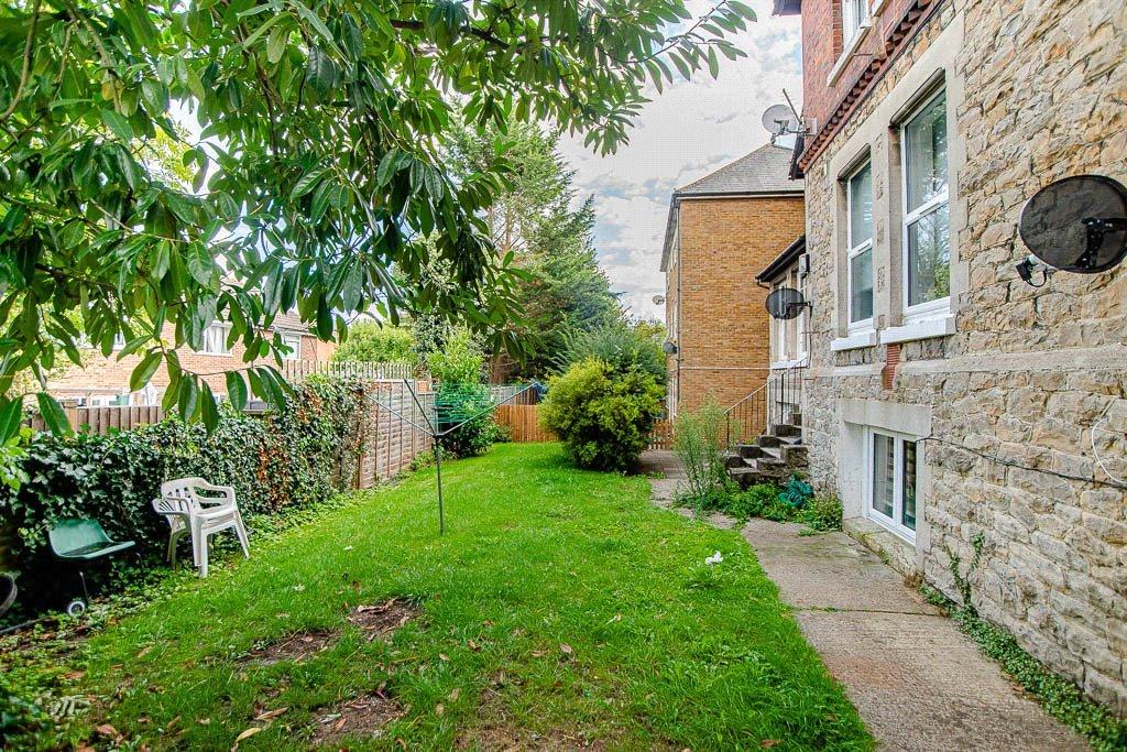 London Road, Maidstone, Kent, ME16 1 bed flat for sale £80,000