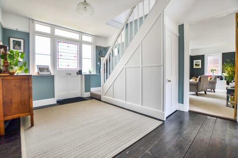 11 Coronation Road, Prestbury, Cheltenham, GL52 3DA