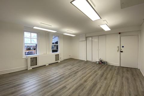 Office to rent, Office – 17-18 Margaret Street, Fitzrovia, London, W1W 8RP