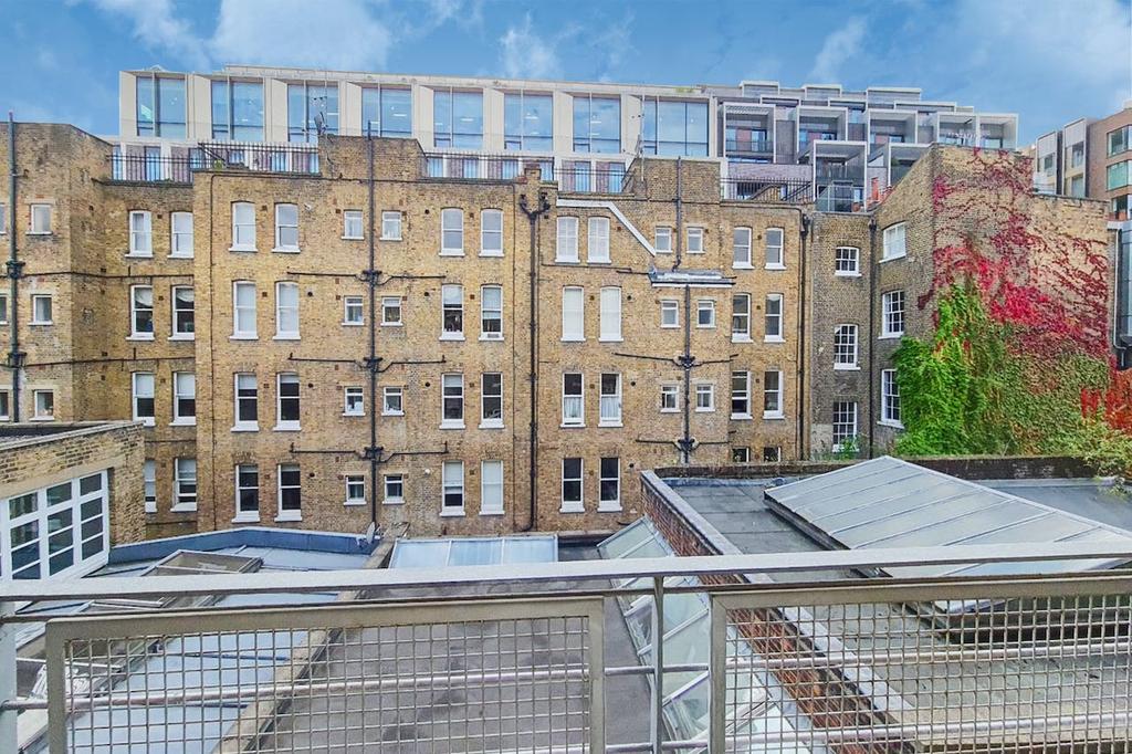 3 Balcony1.jpg