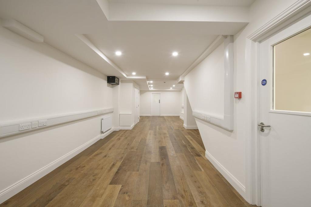 Office 15.jpg