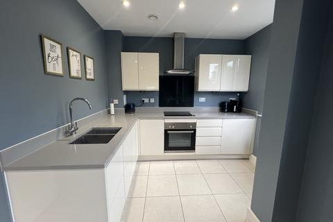 2 bedroom apartment to rent, Marsh Road, HA5