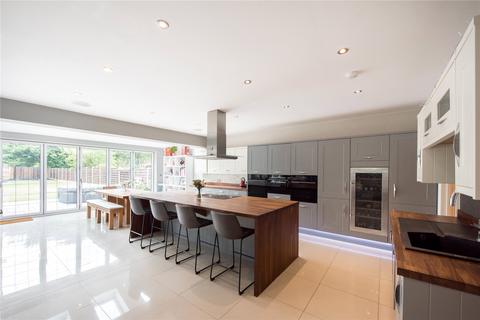 5 bedroom detached house for sale, Swan Lane, Runwell, Essex, SS11