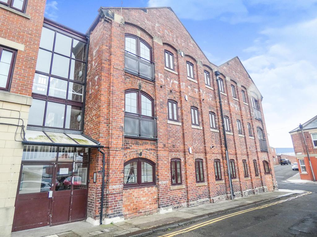 Sussex Street, Blyth, Northumberland... 2 bed flat £455 pcm (£105 pw)
