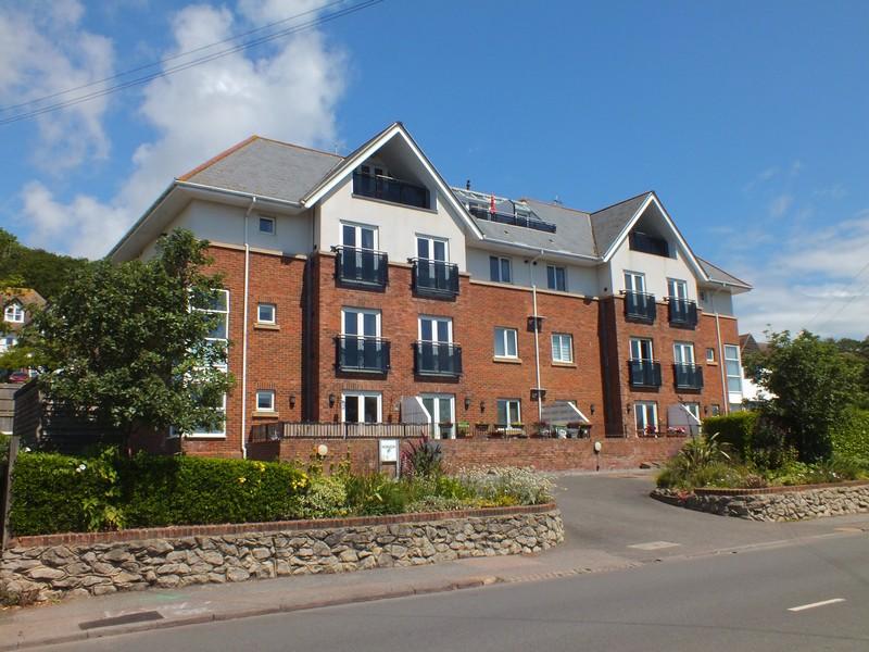 Seabrook Road, Hythe CT21 2 bed apartment for sale £249,500