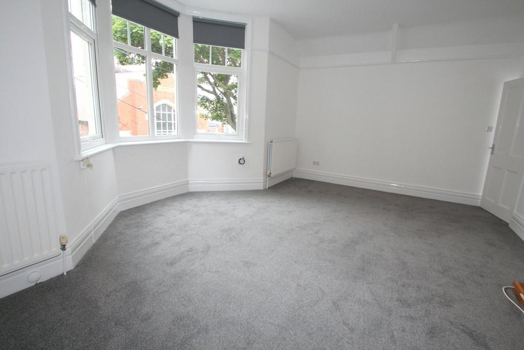 Living Room Photo 2