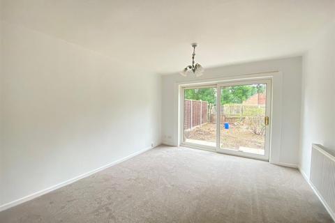 3 bedroom terraced house to rent - Glebe Avenue, Full Sutton