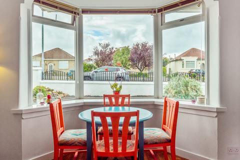 71 Eaglesham Road, Clarkston, Glasgow, G76 7TR