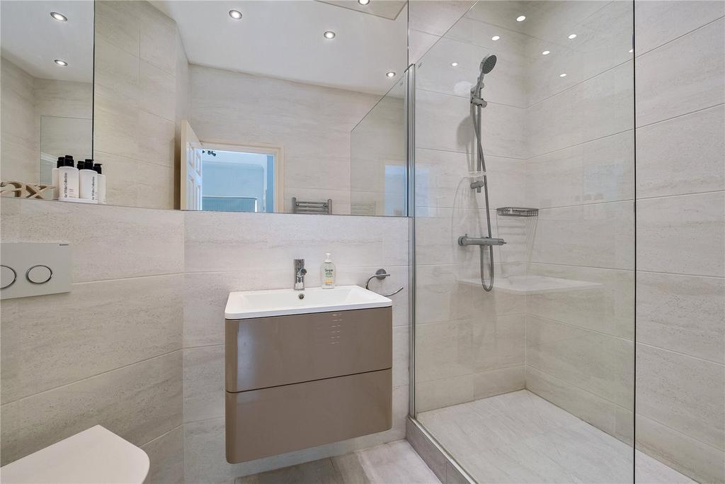 Bed 2 En-Suite