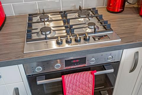 35 Monteith Drive, Clarkston, Glasgow, G76 8NT