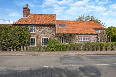 4 bedroom detached house for sale, Burnham Overy Town, Norfolk